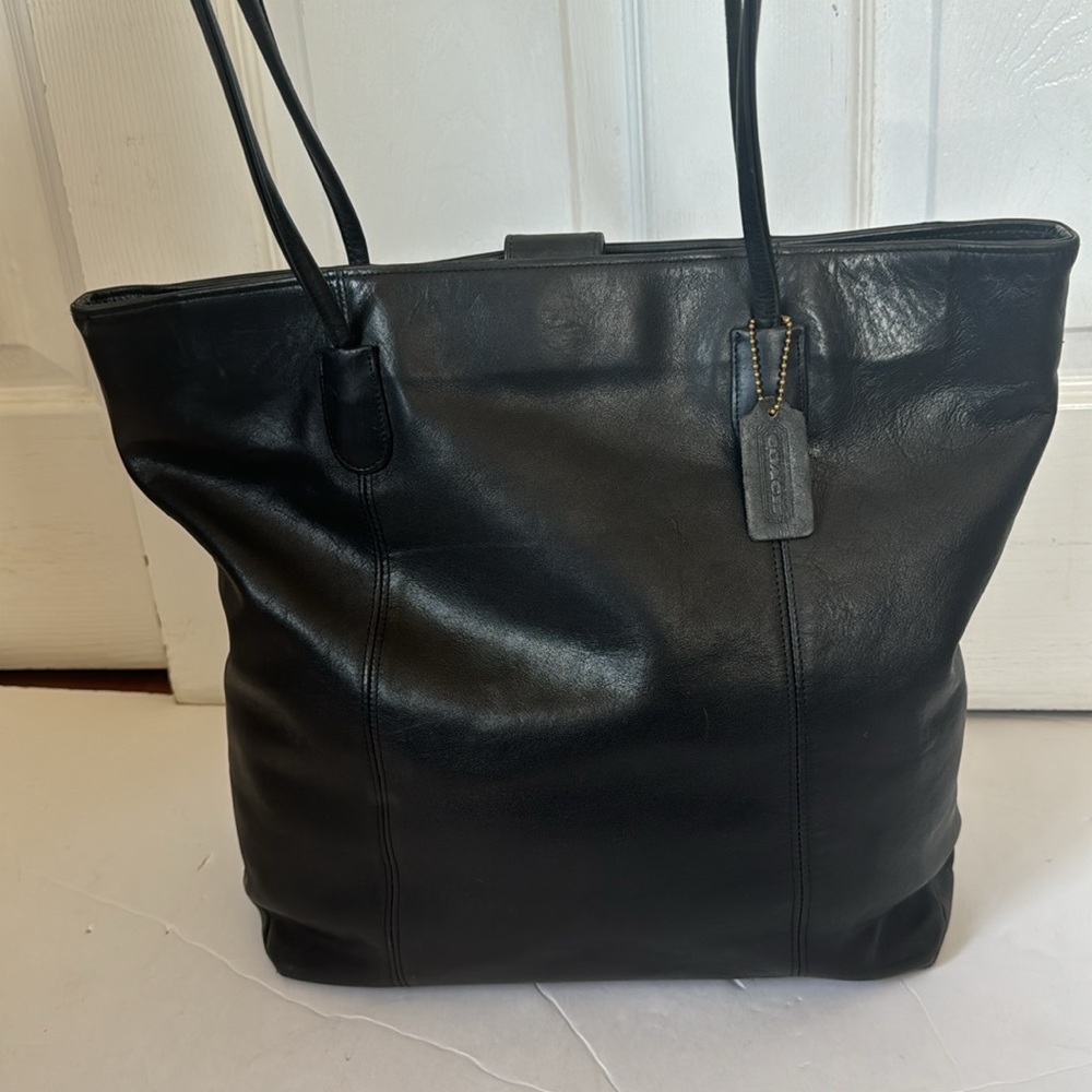 Vintage Large Coach tote - Picture 2 of 16